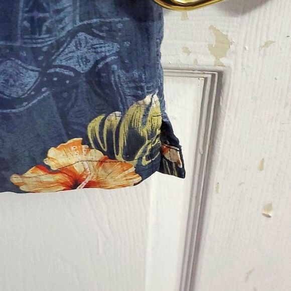 Boca Classics Blue Hawaiian Floral Button Up Shirt Summer Vacation Cruise - Picture 7 of 9